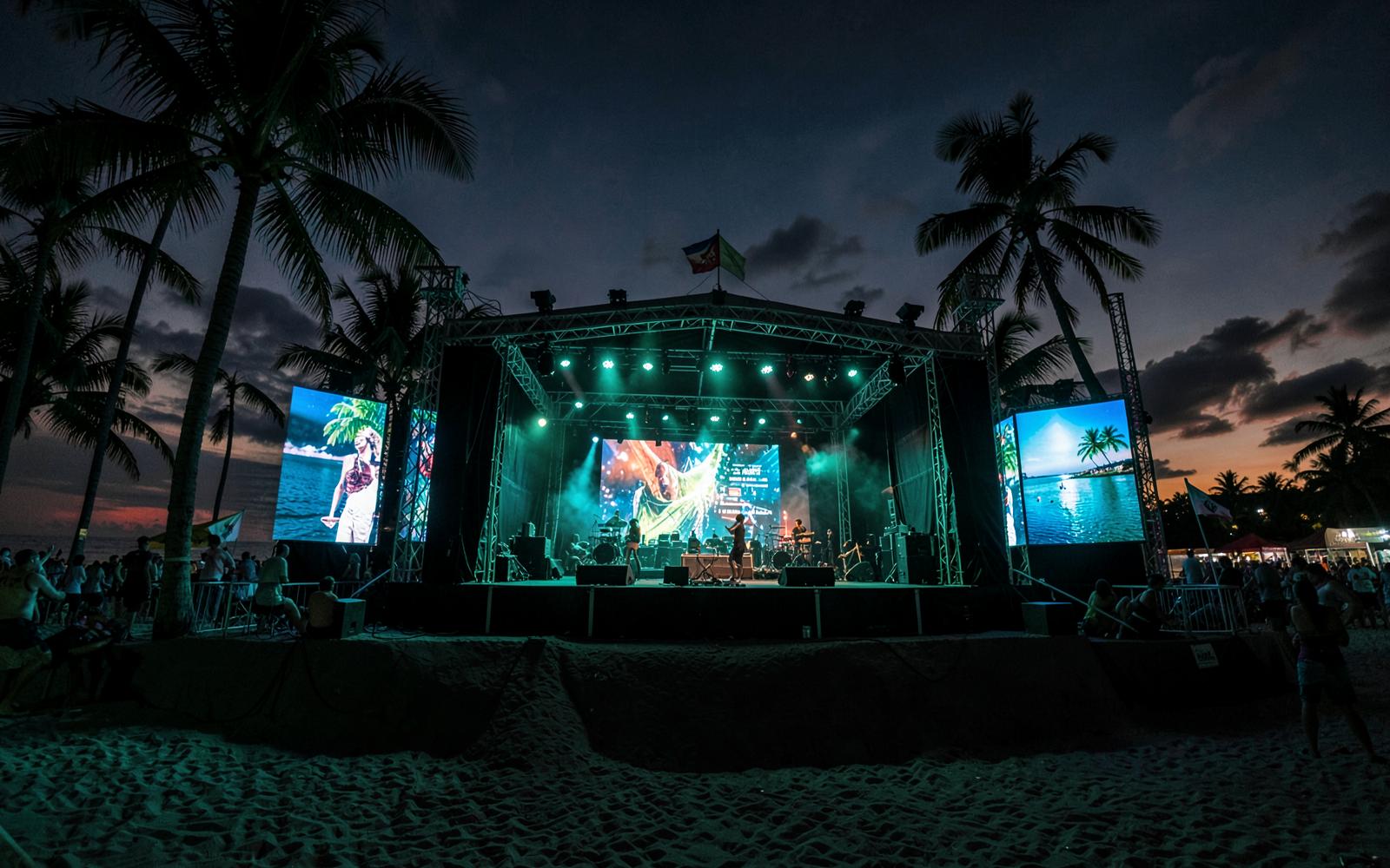 Beachfront Concert Series — Balneario de Carolina